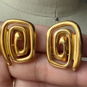 ANNE KLEIN | Vintage | 1980’s Retro Designer AK Signed Matte Gold